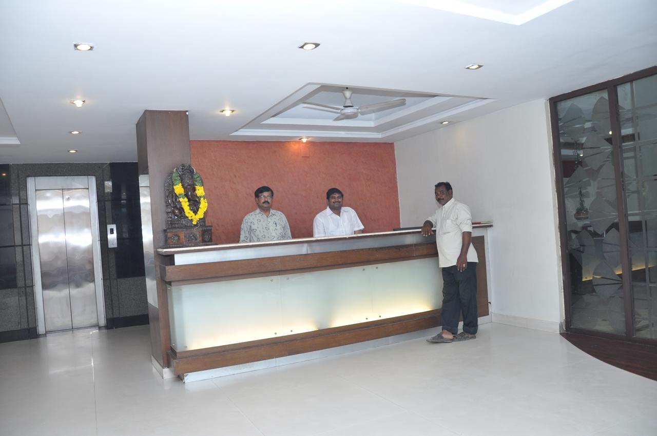 Hotel Pavani Residency Nellore Esterno foto